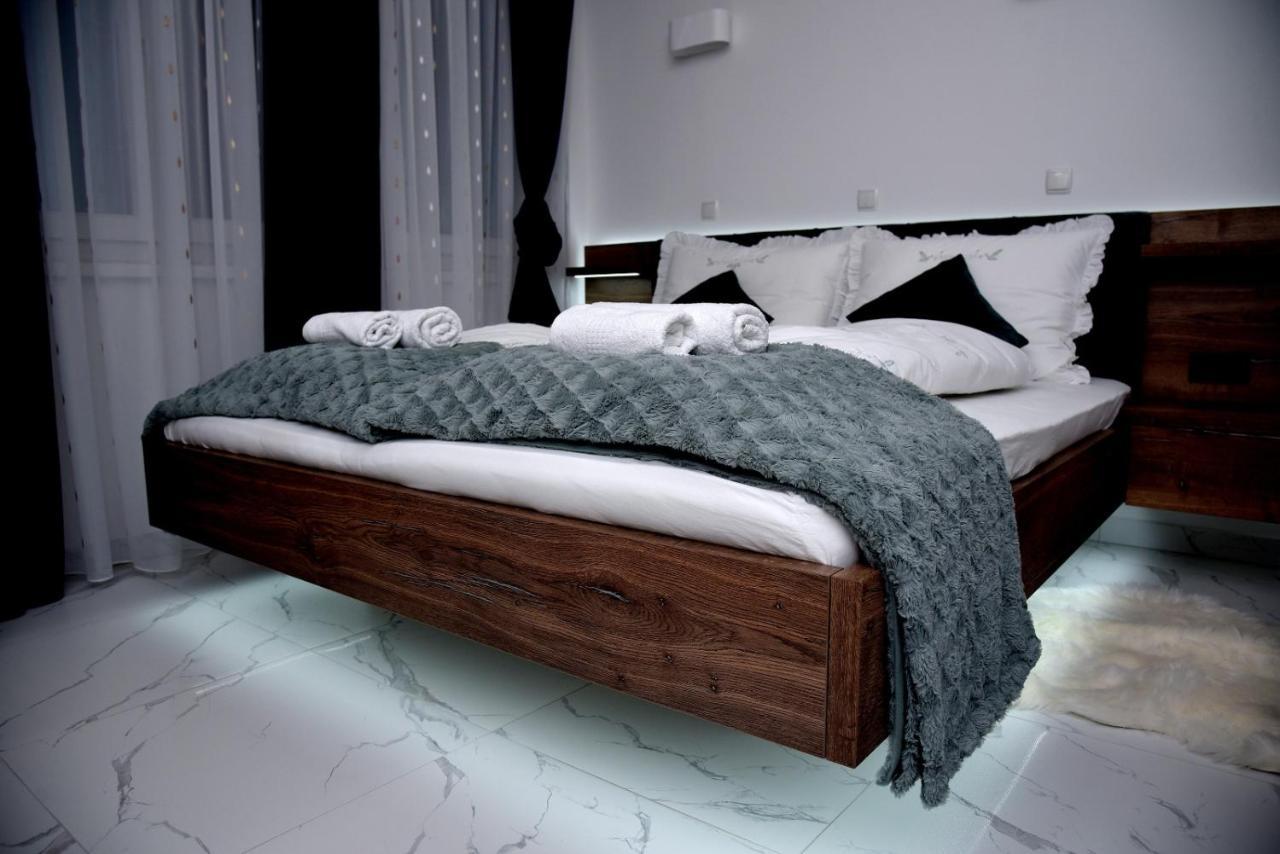 La Luna Premium Deluxe Apartment With Free Jacuzzi, Bikes & Covered Parking Nasice Extérieur photo