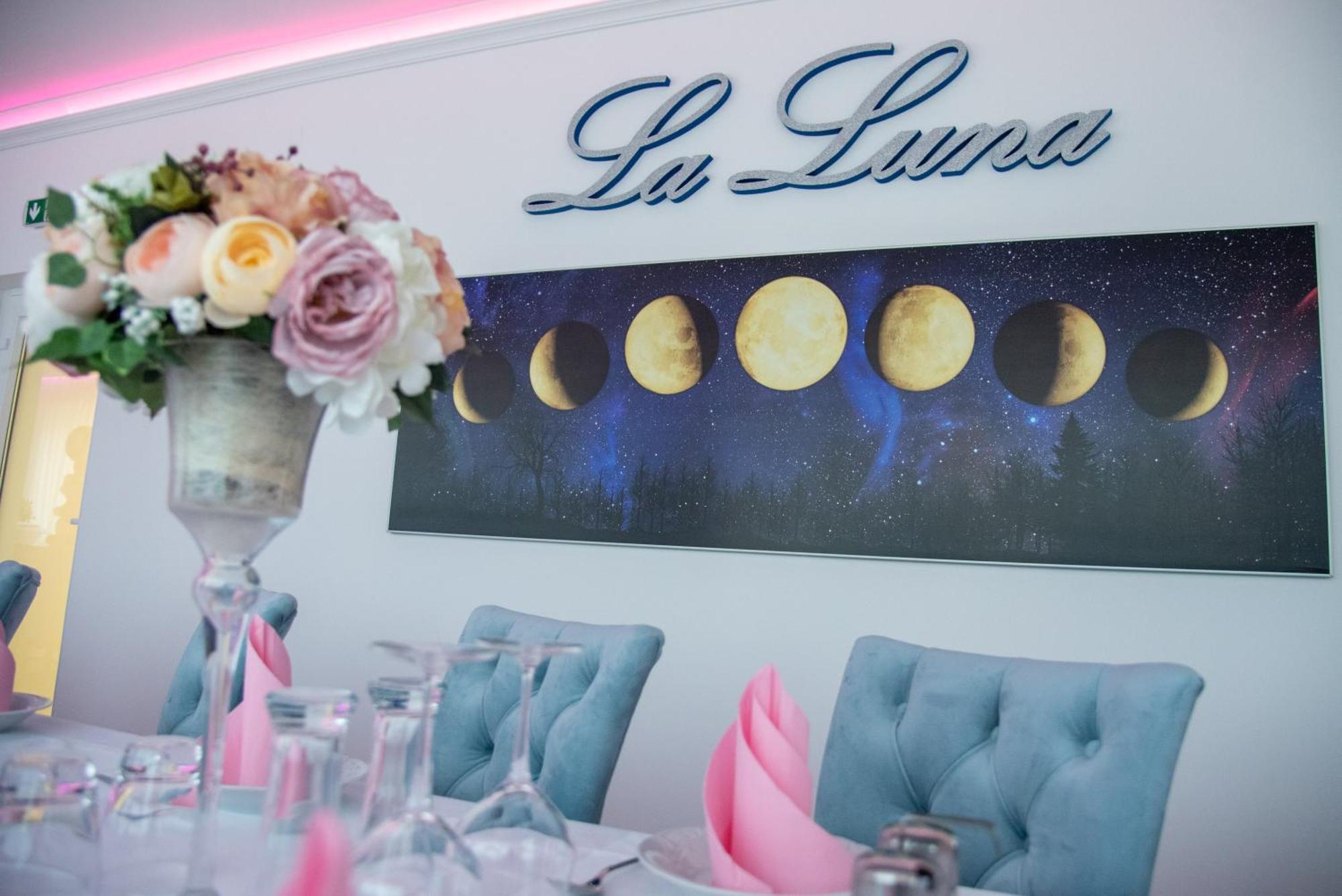 La Luna Premium Deluxe Apartment With Free Jacuzzi, Bikes & Covered Parking Nasice Extérieur photo