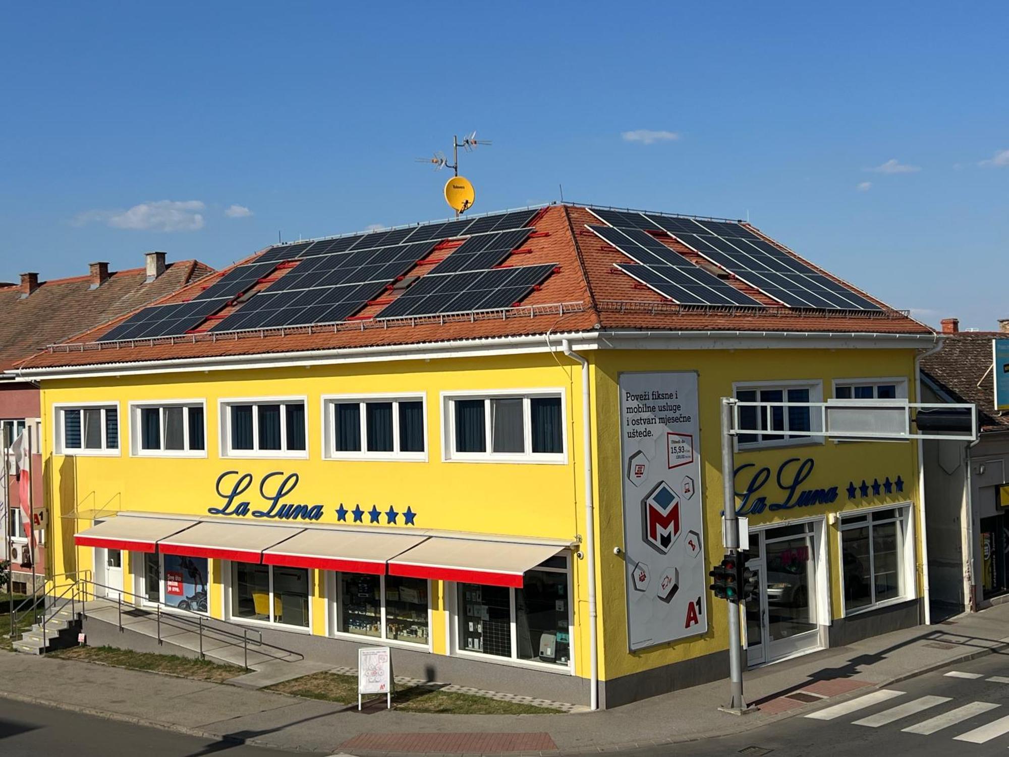 La Luna Premium Deluxe Apartment With Free Jacuzzi, Bikes & Covered Parking Nasice Extérieur photo